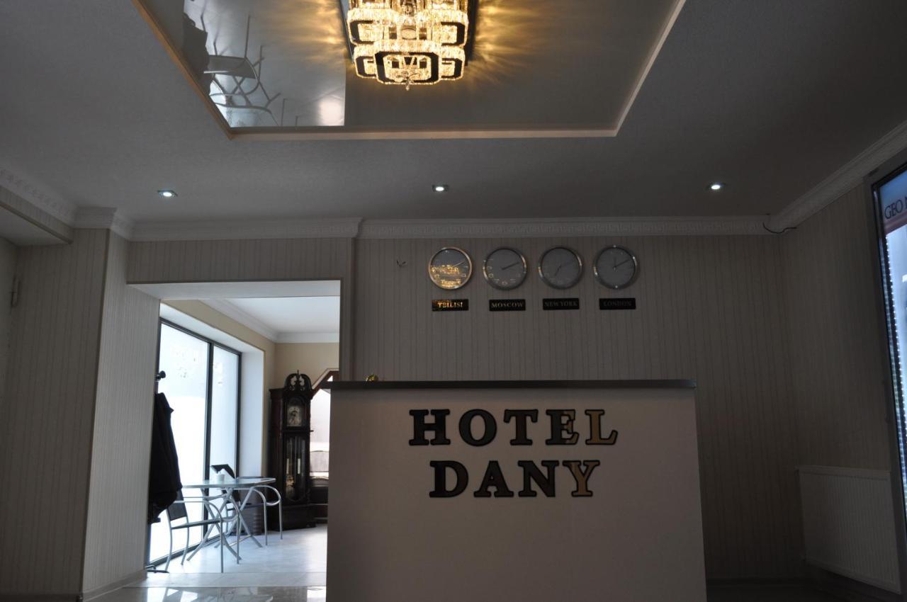 Hotel Dany Tbilisi Bagian luar foto